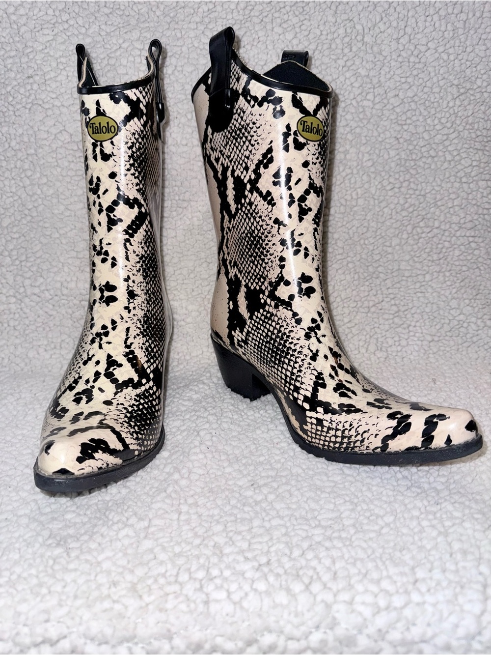 Bandy Snake black and white cowboy boot wellies